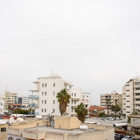 Callisto 3 Bedroom Apartment Larnaca Bagian luar foto